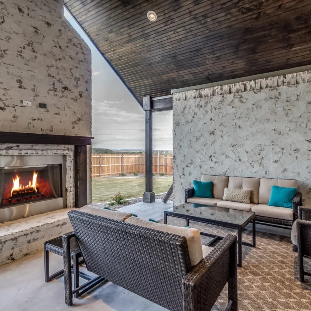 Outdoor Fireplaces